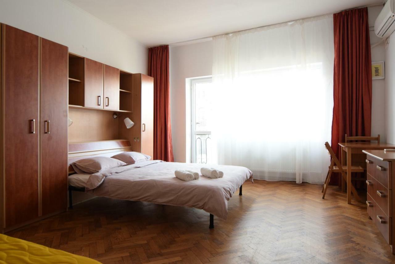 Resedinta Lui Calin - Downtown Park Cismigiu Apartment Bucureşti Ngoại thất bức ảnh
